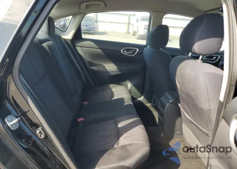 2017 Nissan Sentra S z USA, uszkodzony, nr VIN 3N1AB7AP7HL635883